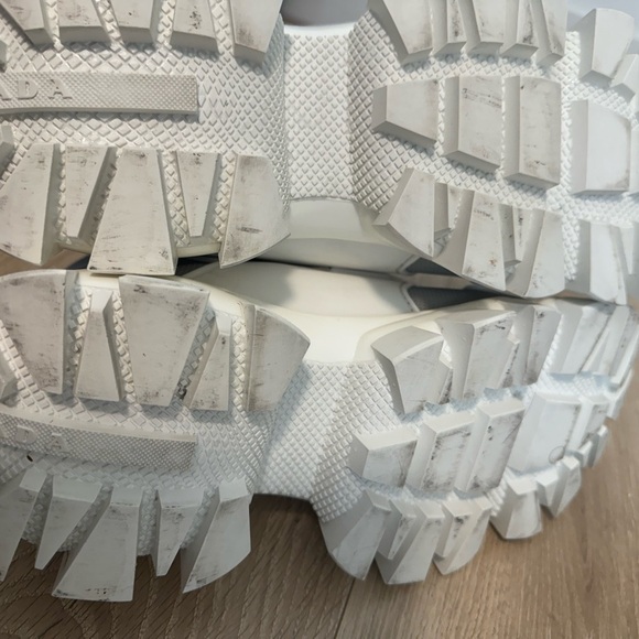 Prada Cloudburst Thunder - Picture 9 of 10